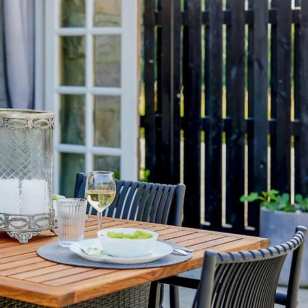 Lovely In Nykobing Sj Apartmán