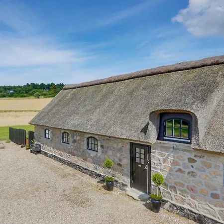 Lovely In Nykobing Sj Apartmán *